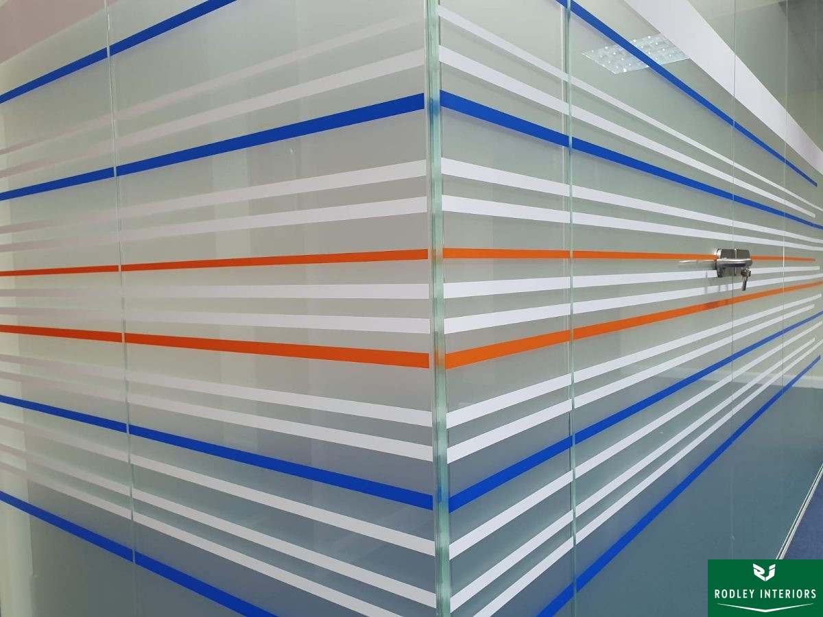 Detailed window graphics